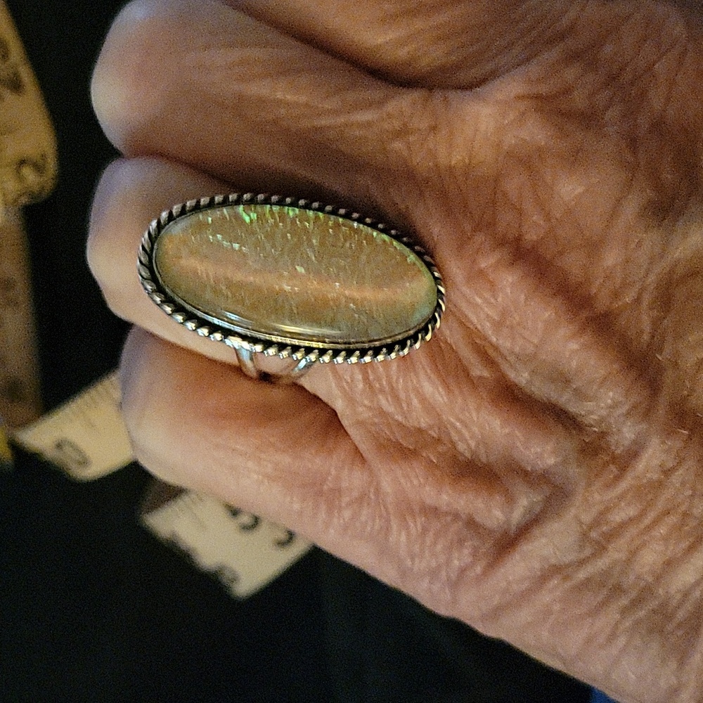 Pink Australian Opal and Sterling Silver Ring - Picture 6 of 10
